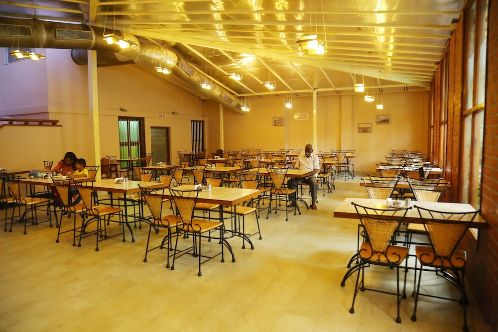 Hotel Surguru 48/60