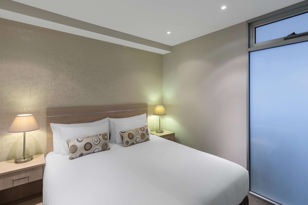 iStay Precinct Adelaide 20/79