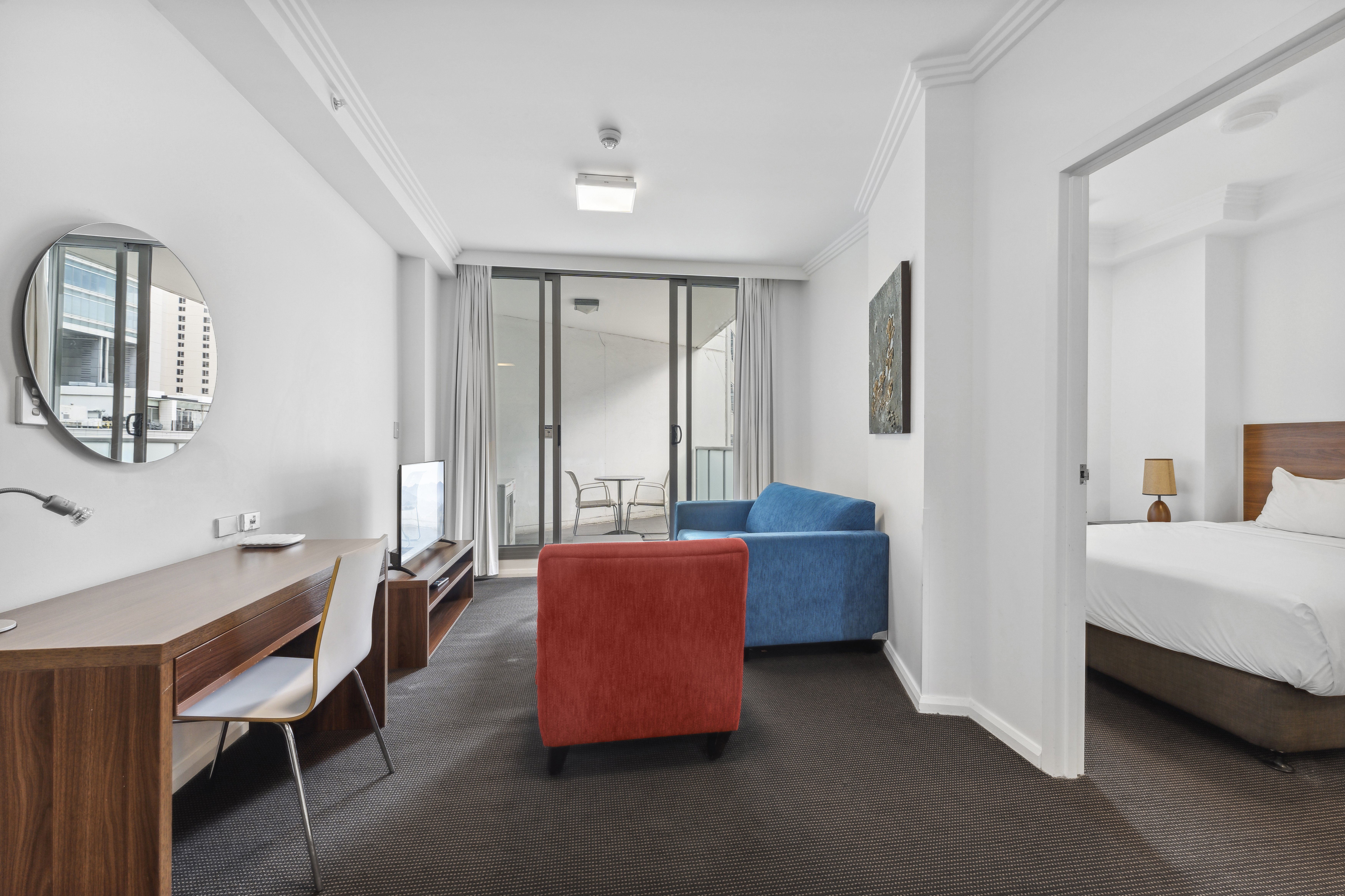 Apx World Square Apartments 16/52