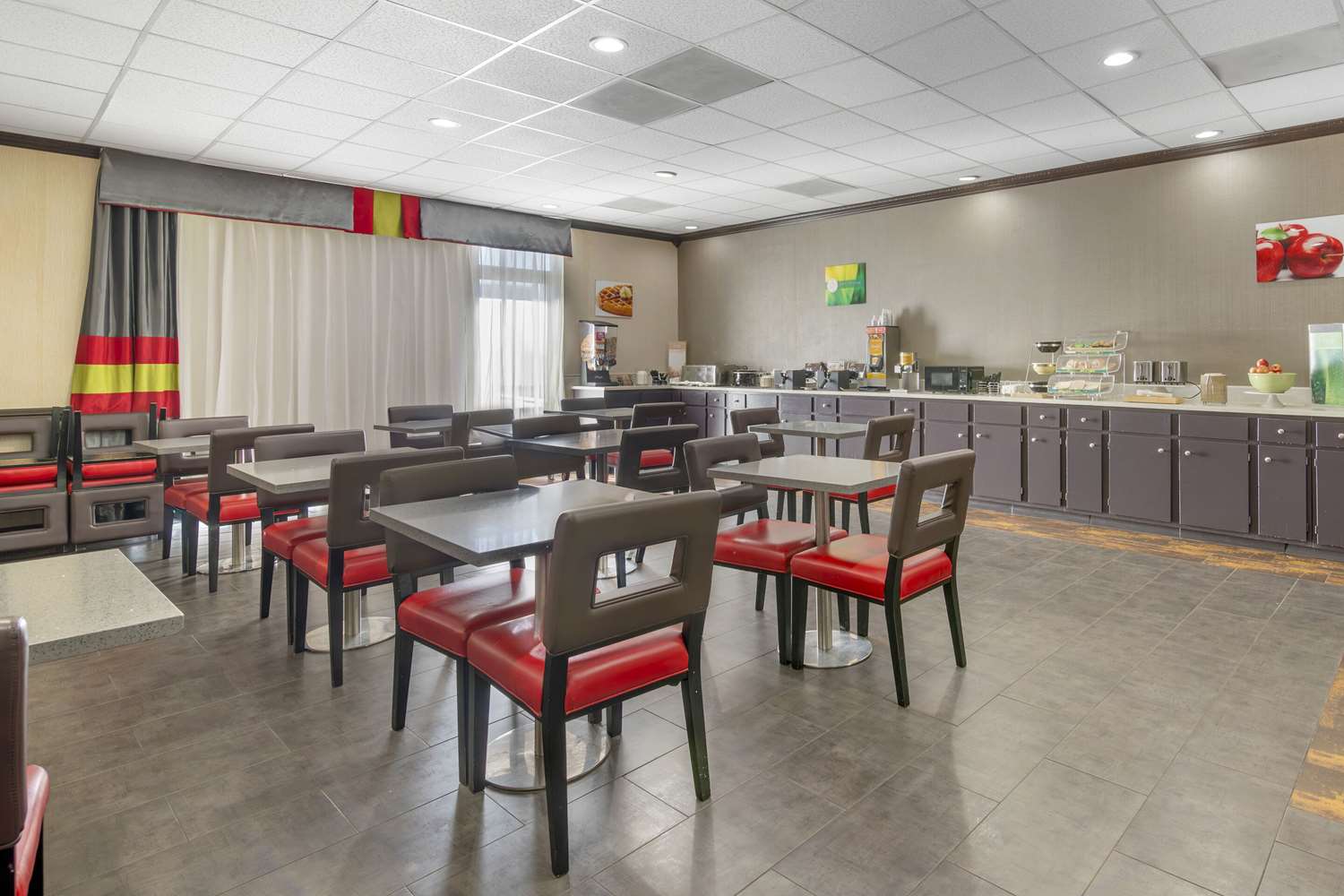 Quality Inn & Suites Hardeeville - Savannah North 5/11