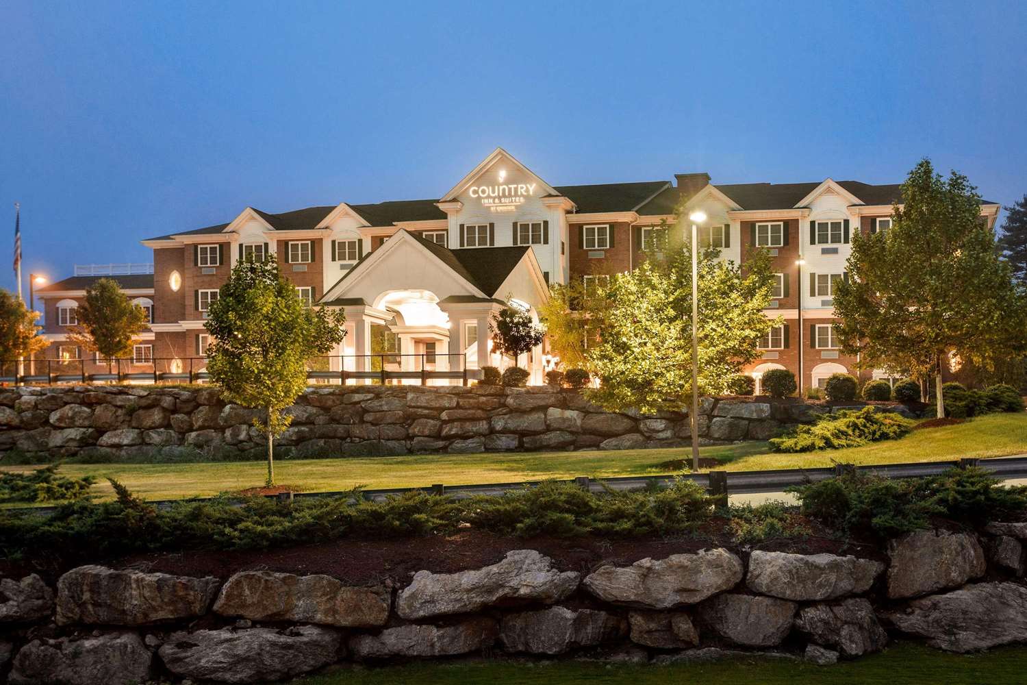 Country Inn & Suites By Radisson Manchester Airport Nh 20/20