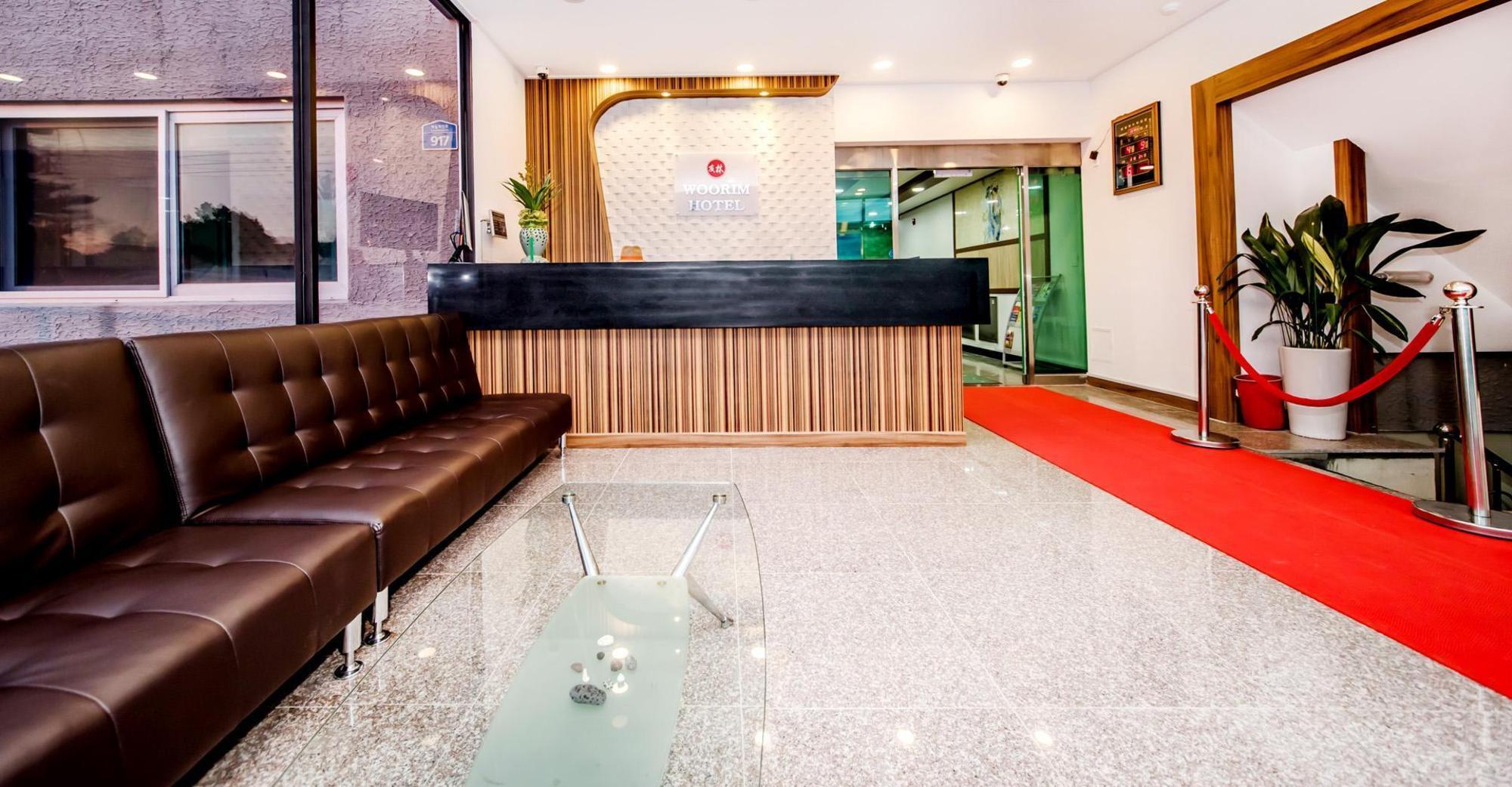 Woorim Hotel 16/47