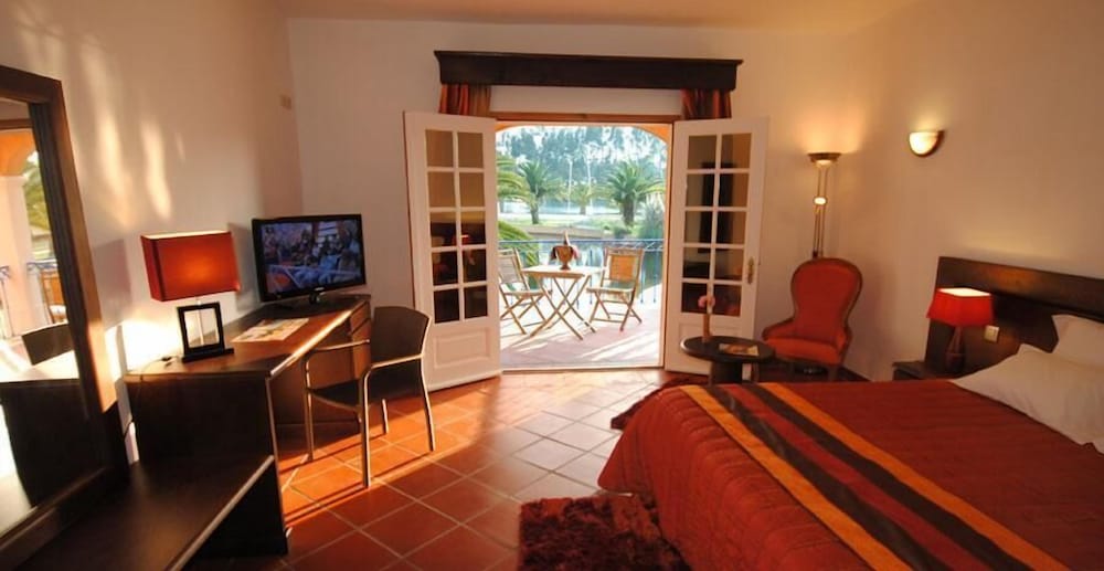 Herdade Lago Real 4/34