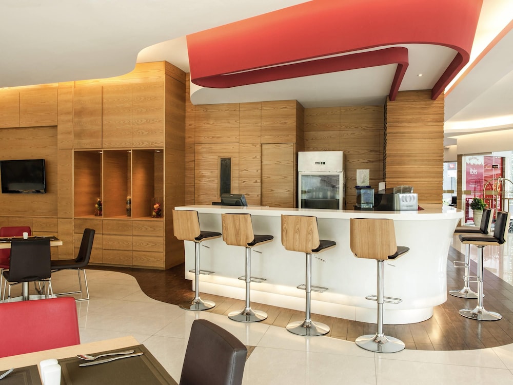 IBIS BALIKPAPAN 18/66