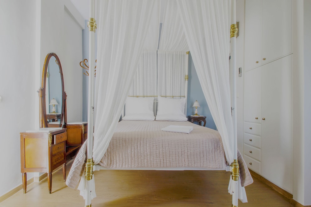 Emilia Luxury Apartments 15/33