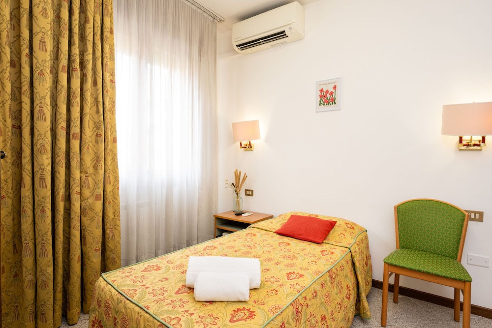 Camelia Rooms Venice Guesthouse 18/55