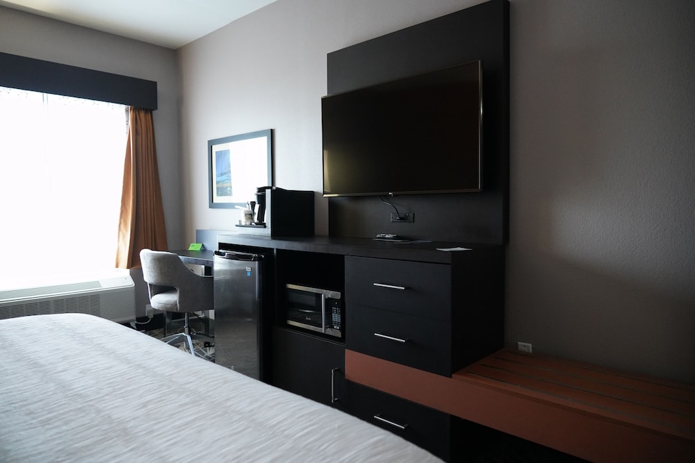 La Quinta Inn & Suites by Wyndham Branson 19/60
