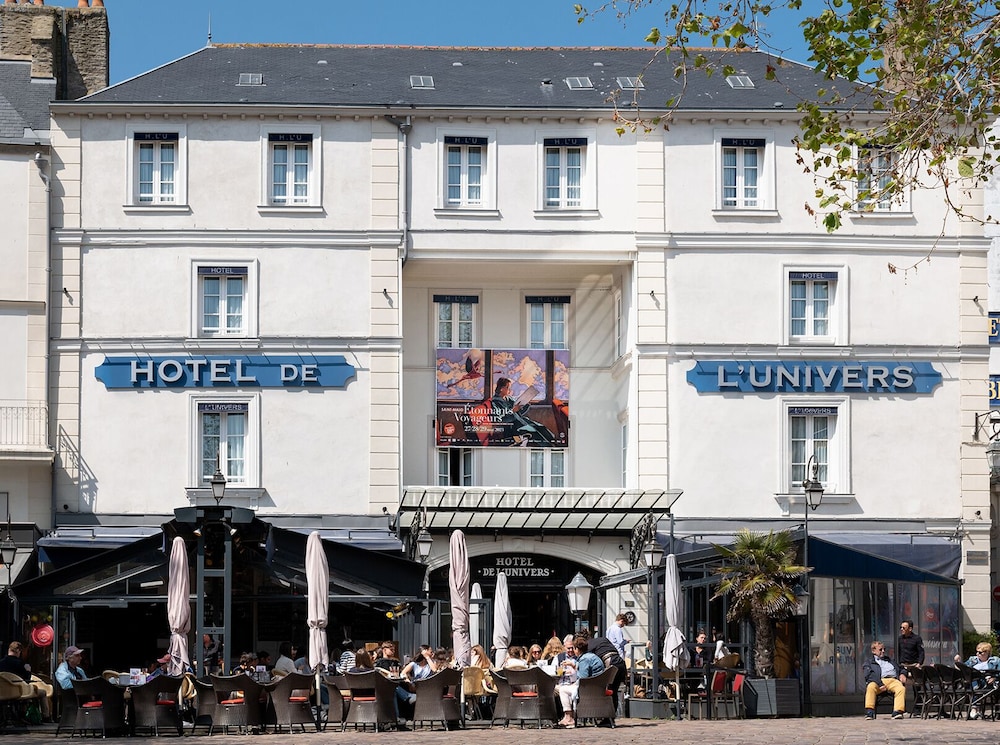 hotel