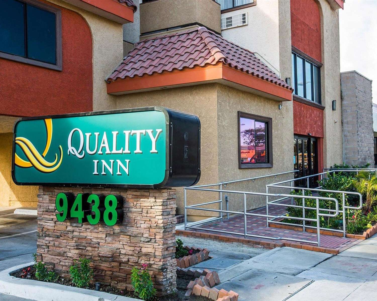 Quality Inn Downey in DOWNEY - CA