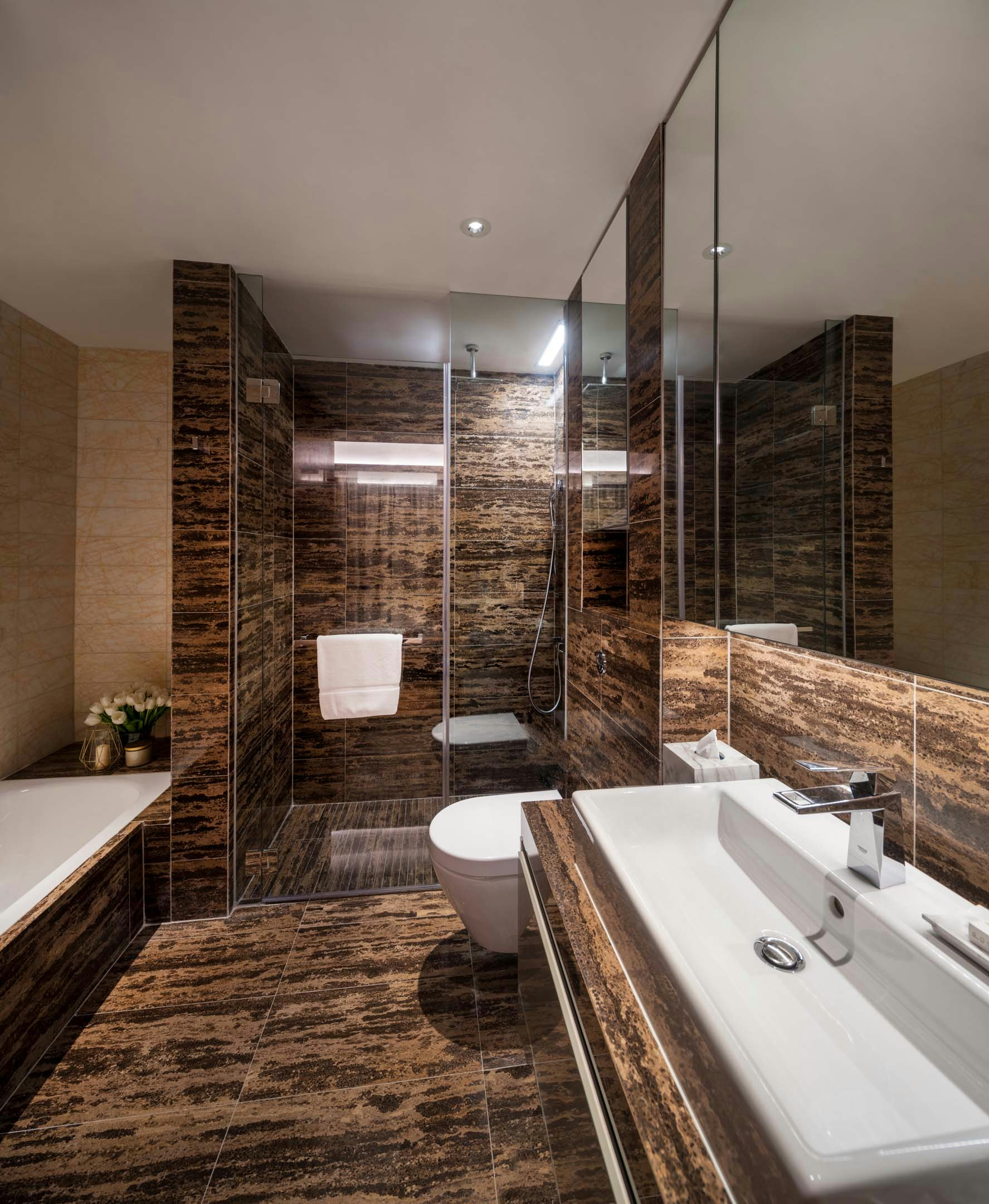 Fraser Residence Orchard Singapore 24/24
