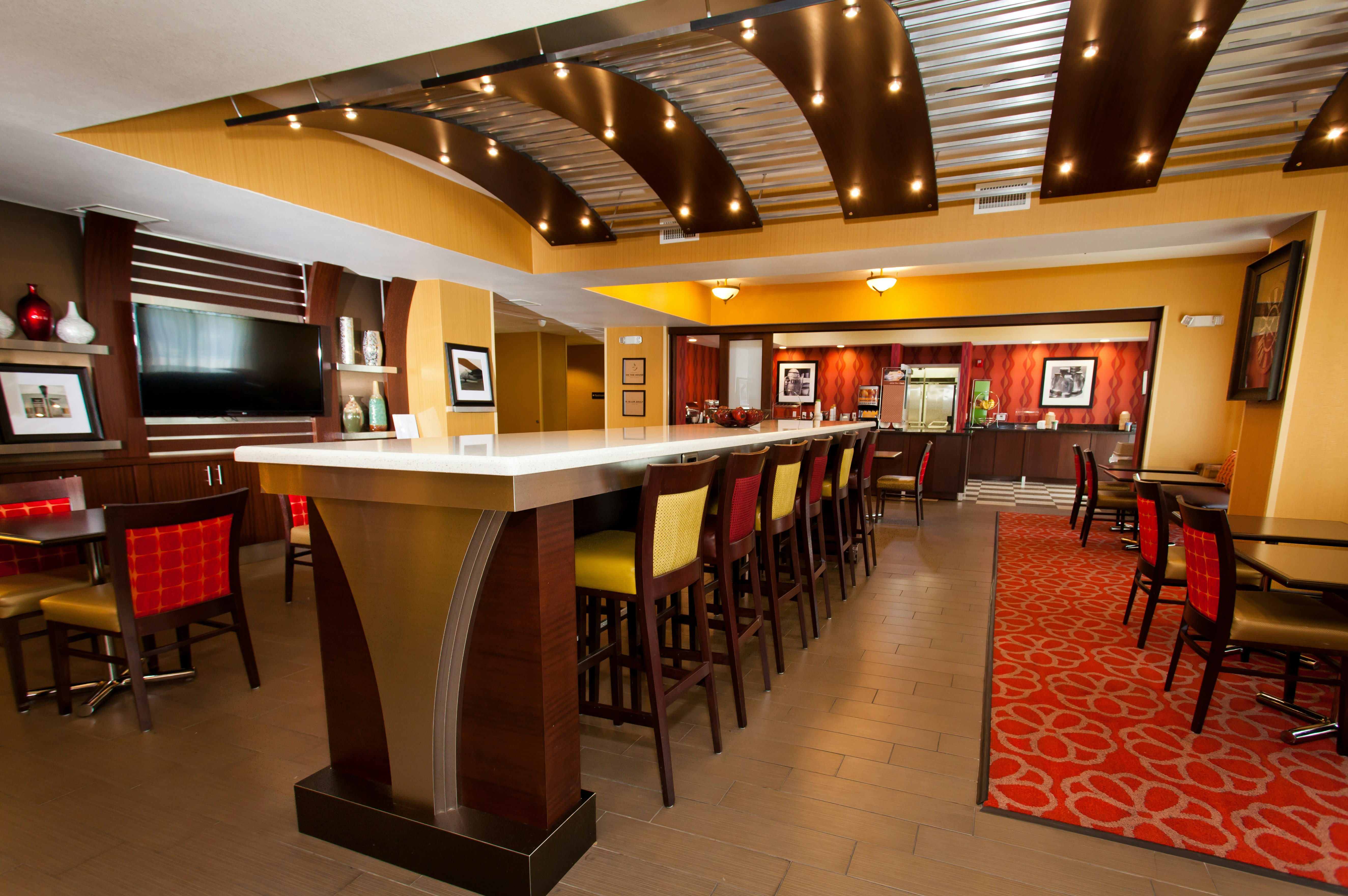 Hampton Inn And Suites Sacramento Cal Expo 20/32