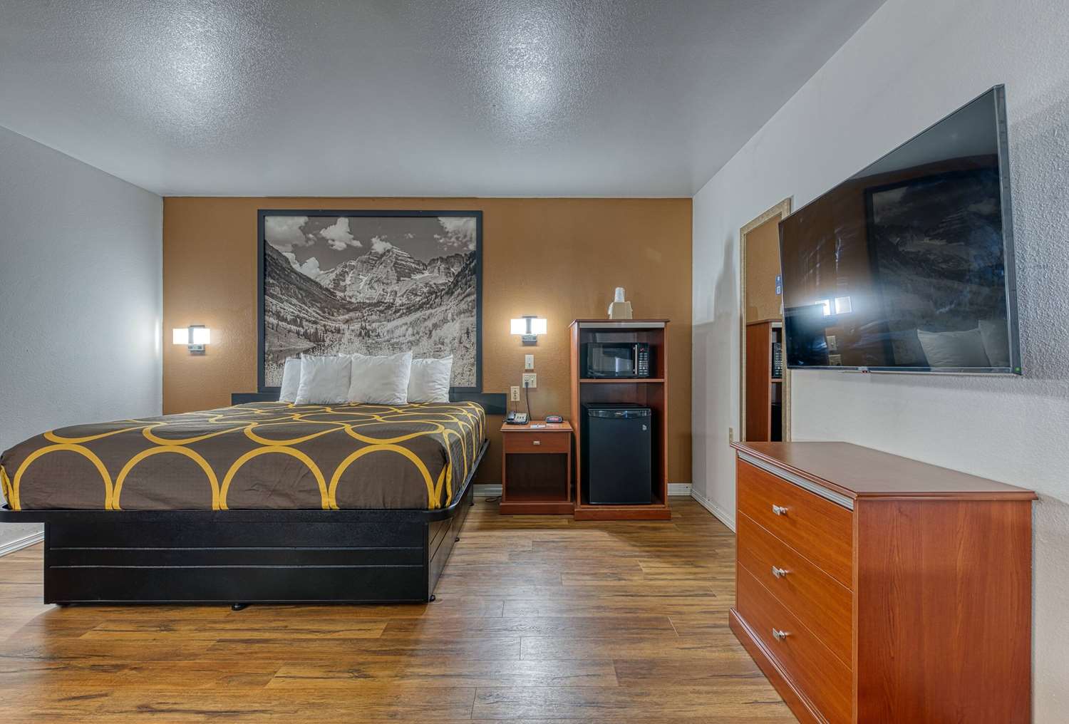 Super 8 By Wyndham Alamosa 20/51