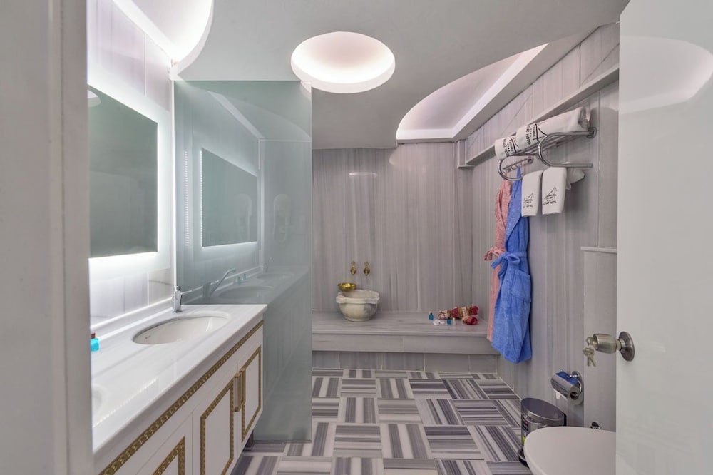 Matiat Hotel Istanbul 63/64
