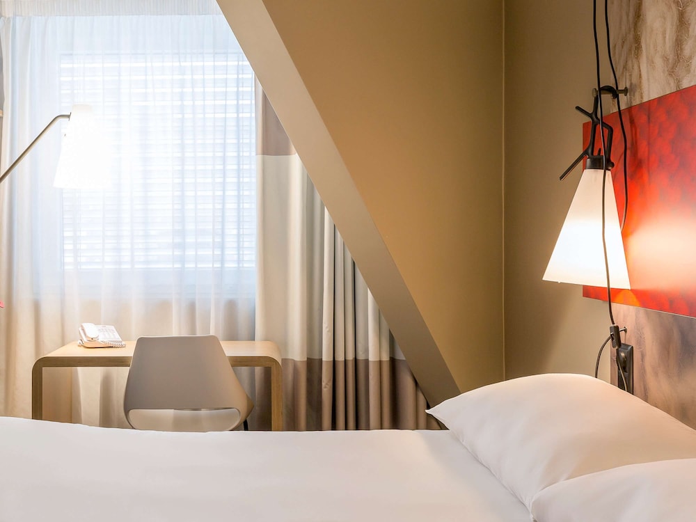 Ibis Geneve Centre Lac 18/53