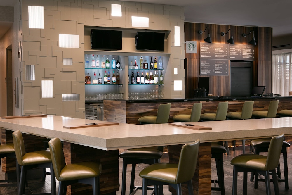 Courtyard by Marriott Sioux City Downtown/Convention Cente 36/53