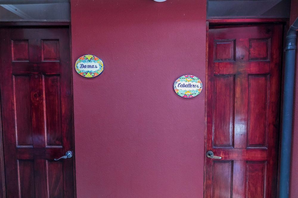 Casas del Toro Playa Flamingo 9/50