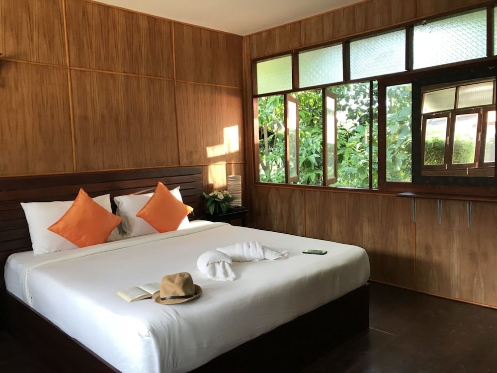 Baan Suan Rim Klong 27/63