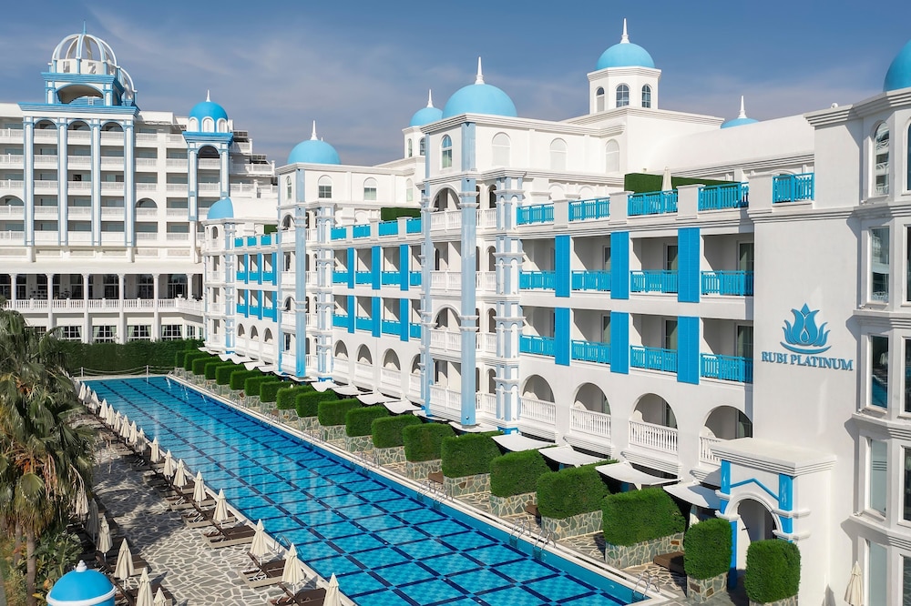 Rubi Platinum Spa Resort and Suites in ALANYA