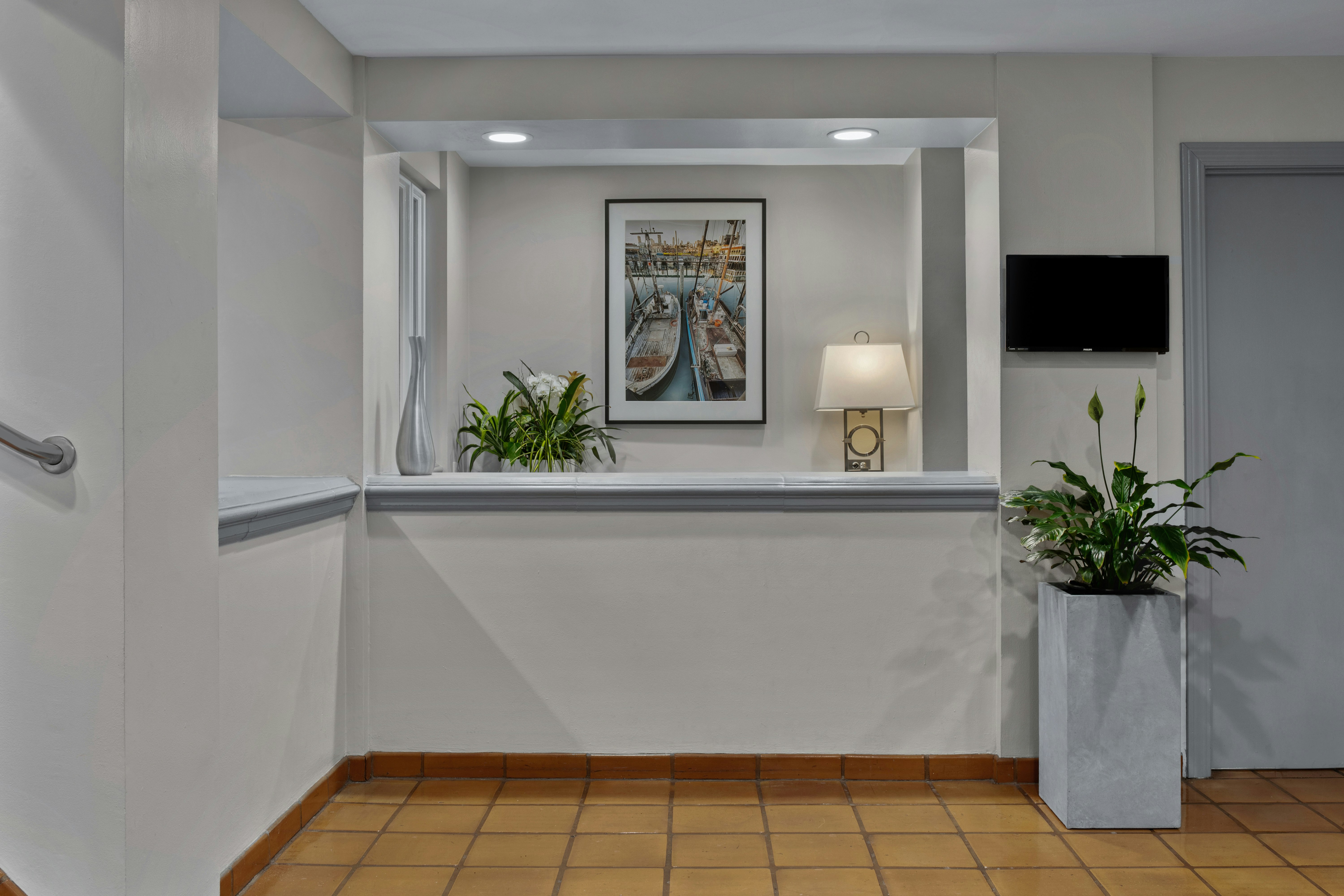 Lobby at Suites At Fishermans Wharf, SAN FRANCISCO - CA