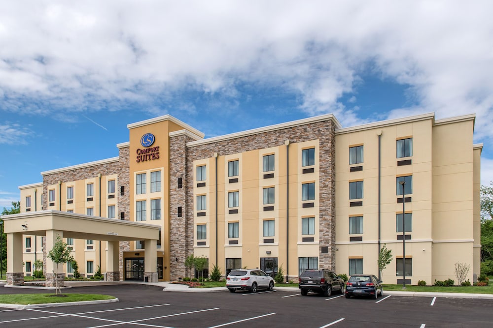 Comfort Suites Columbus Airport 10/43