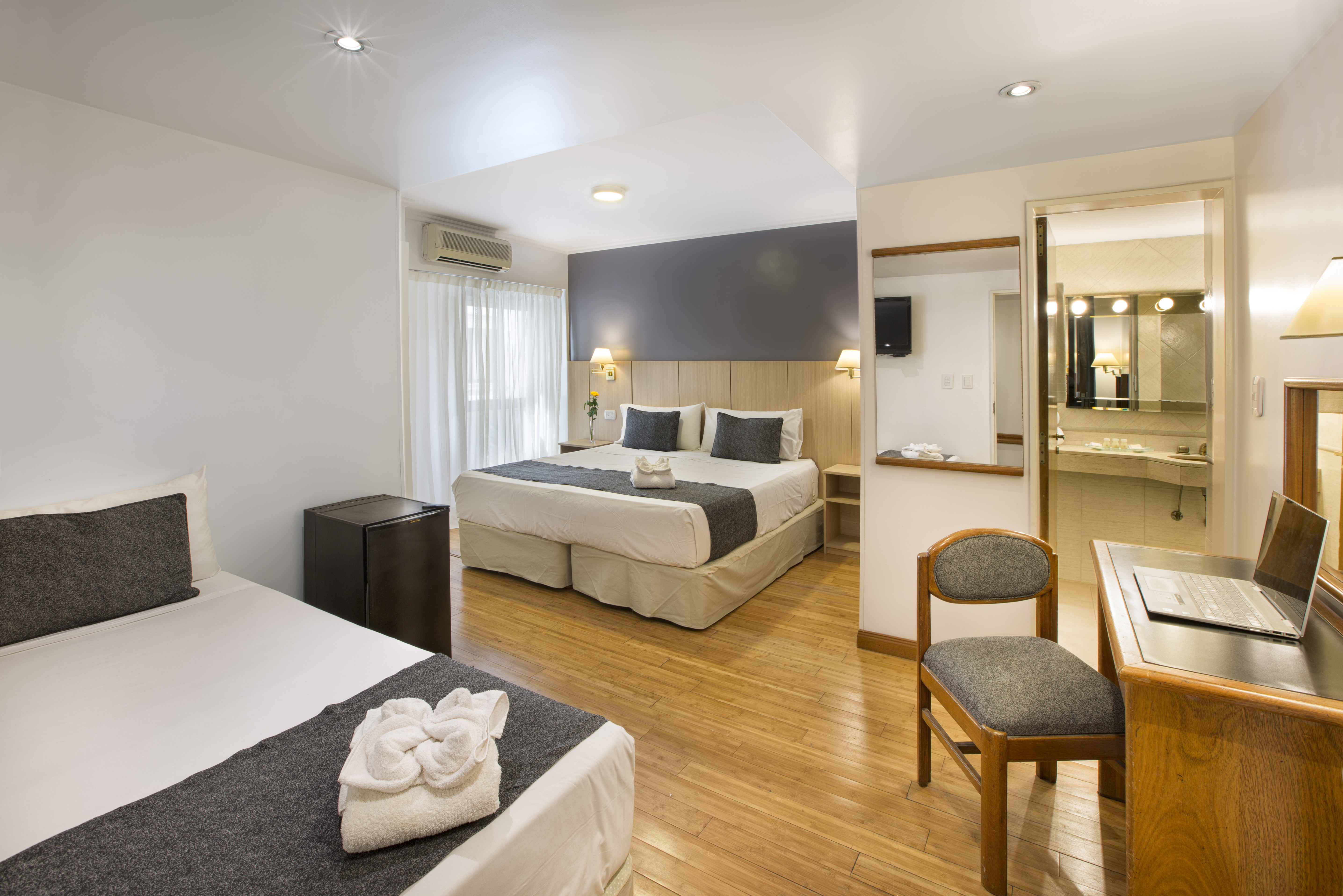 Room, Triple, Double Bed