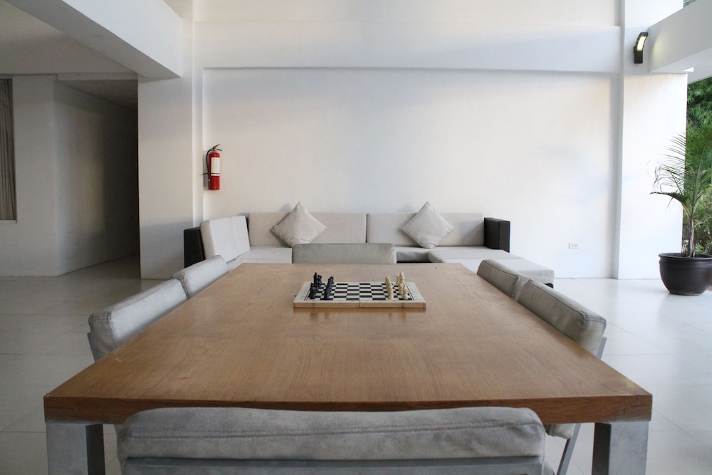 Ocean Suites Boutique Hotel 44/66