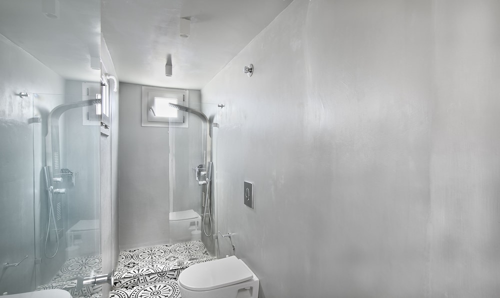 Little Venice Suites 40/50