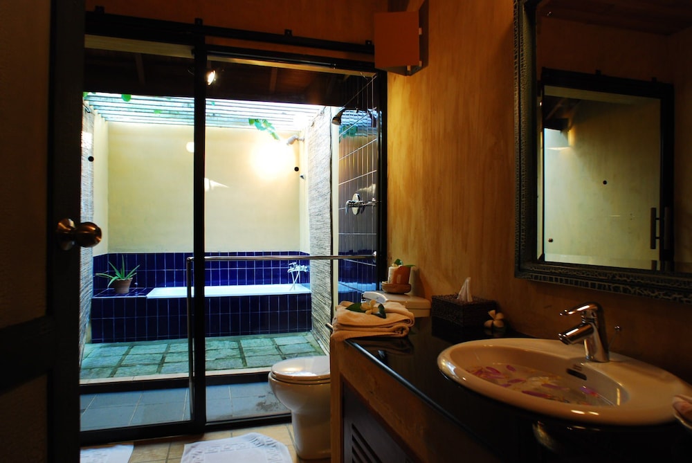 Jetwing Ayurveda Pavilions 49/50