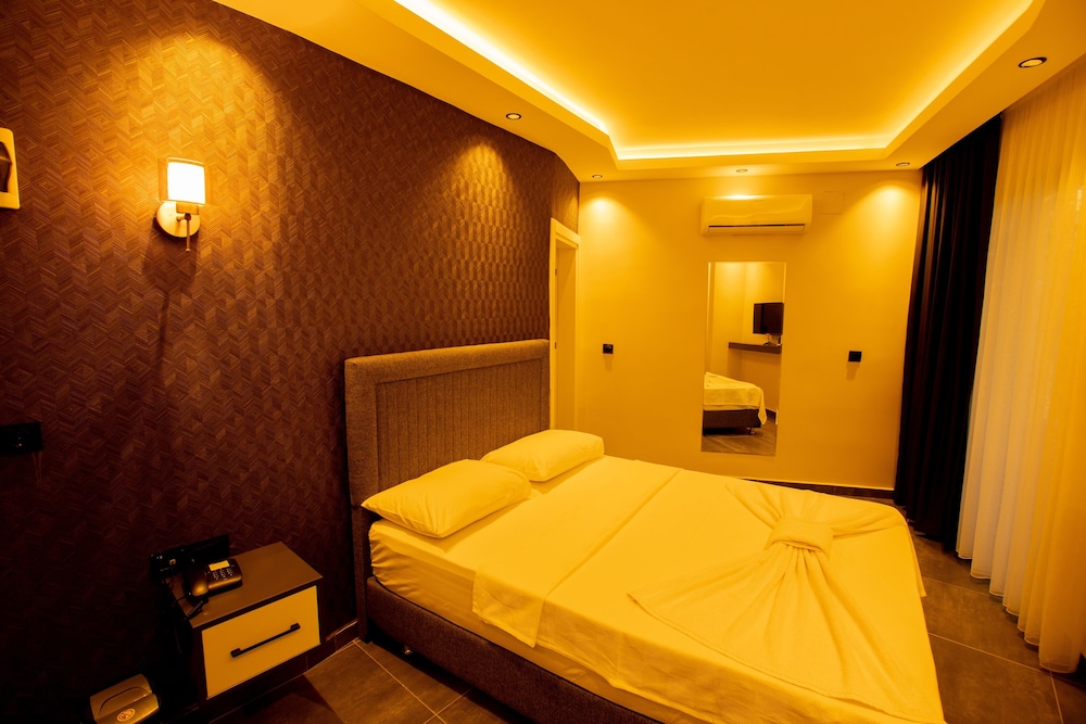 Hotel Rolli 7/23