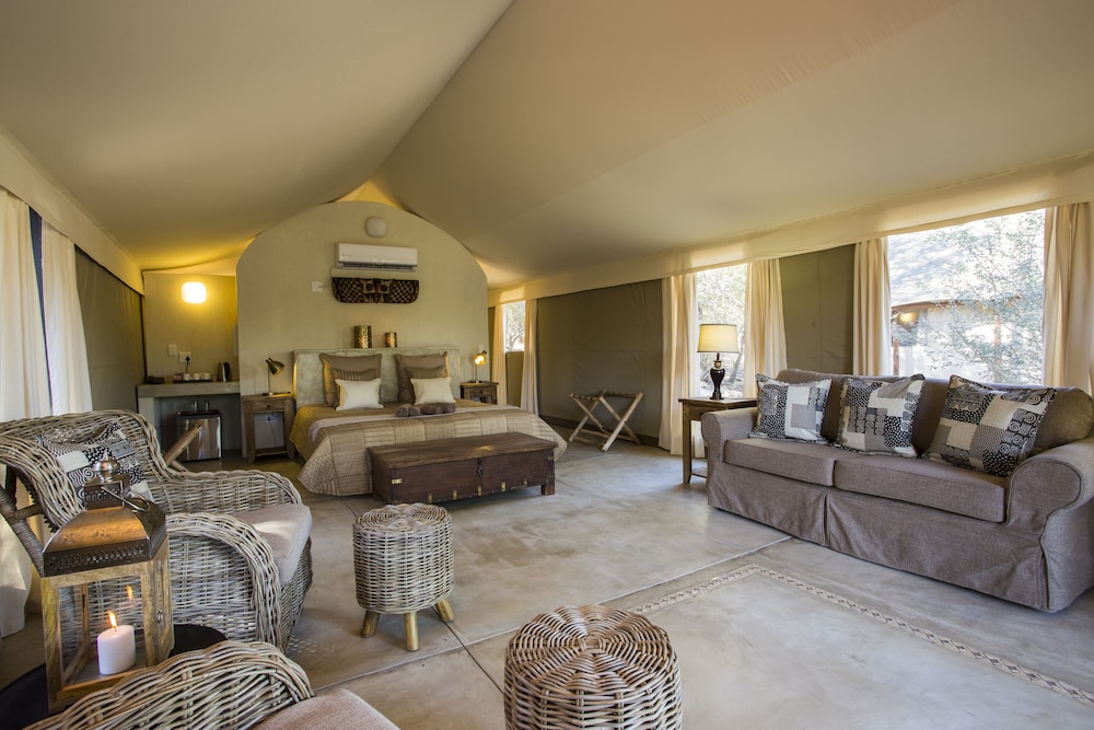 Nyati Safari Lodge 29/50