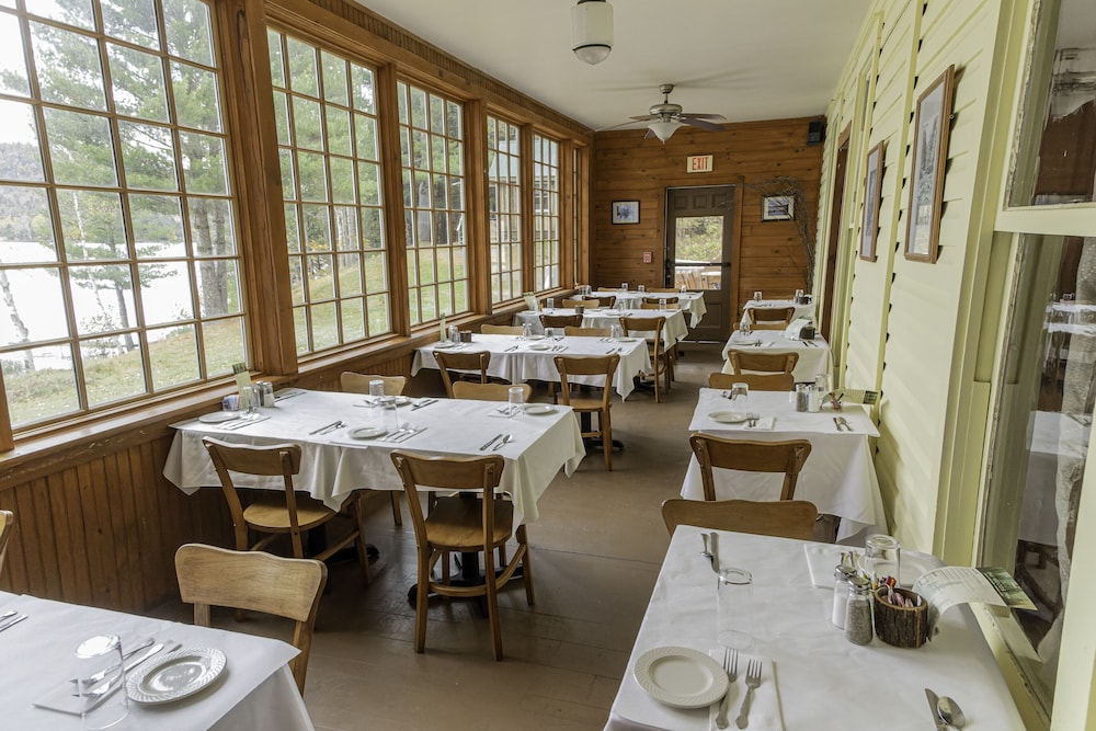 The Woods Inn 49/61