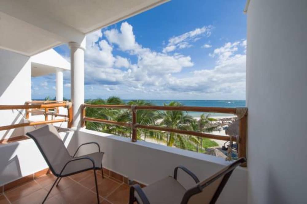 Hotel & Beach Club Ojo de Agua 22/49
