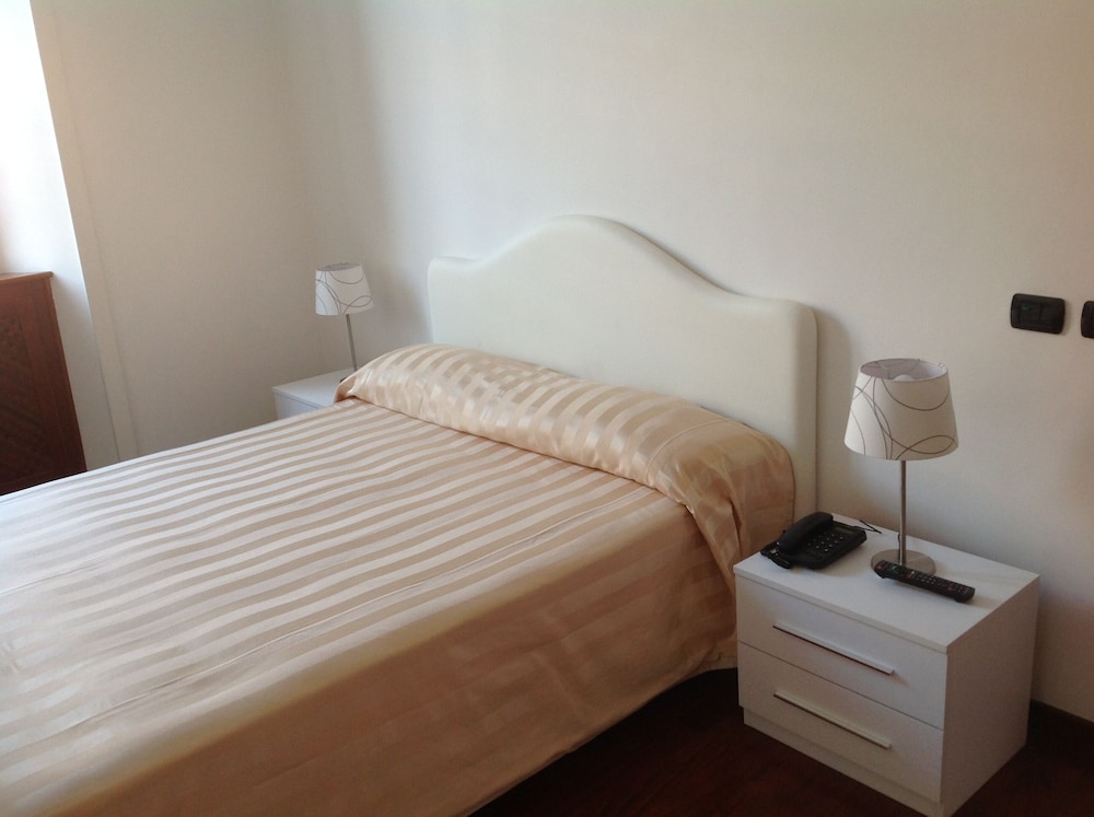 Ludovisi Luxury Rooms 8/27