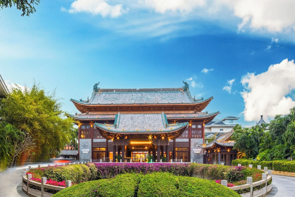 Swissotel Sanya Yalong Bay 3/50