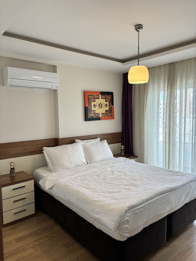 Upart Home 12/49