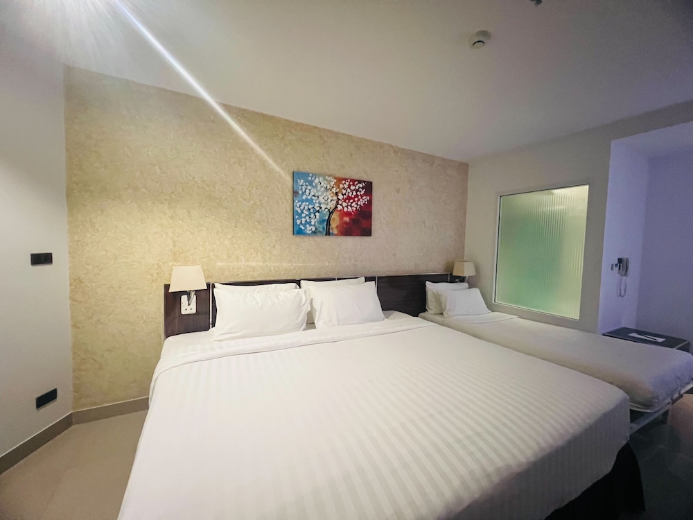 Royal Prince Resort Pattaya 18/51