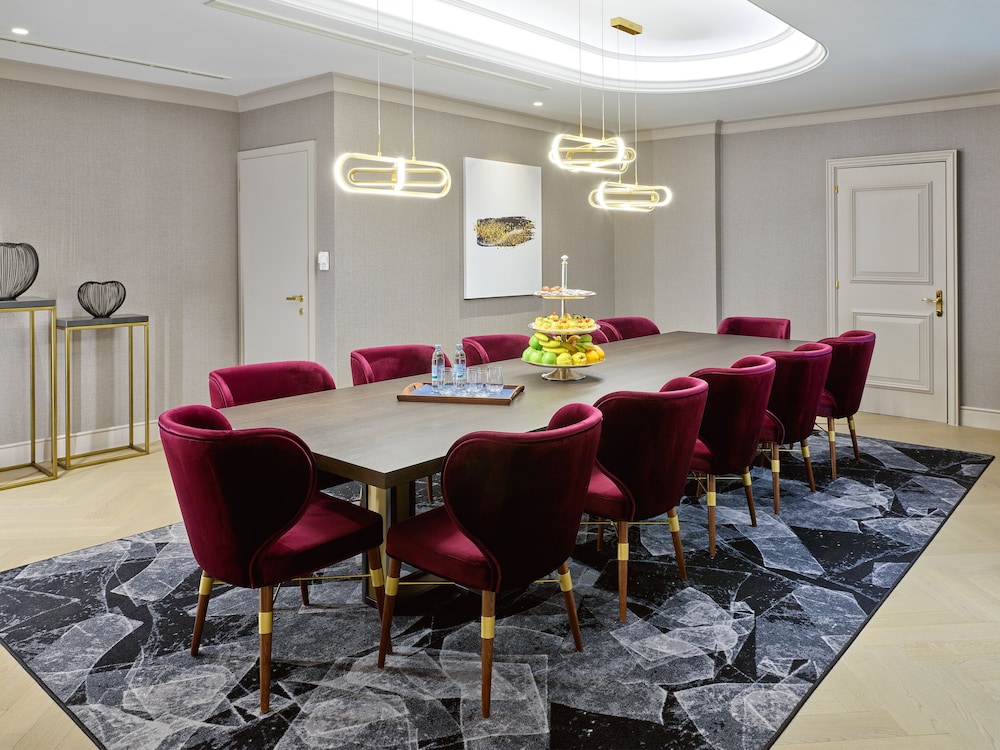 Sheraton Zagreb 31/35