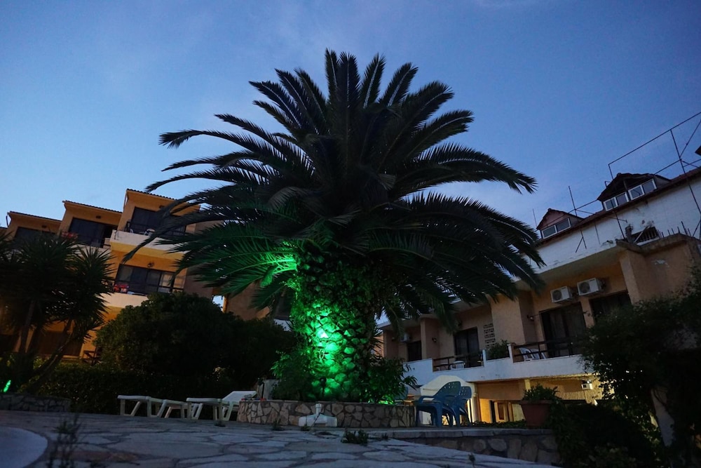 Le Mirage Hotel 38/51