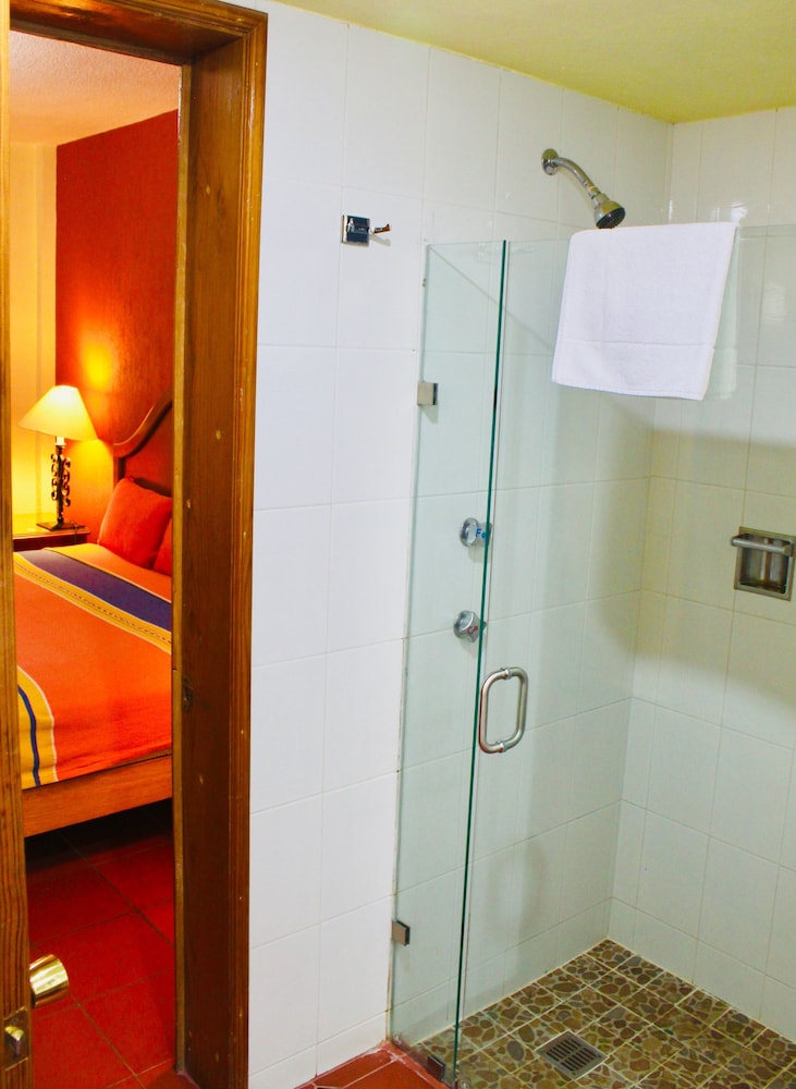 Hotel La Parroquia 9/82