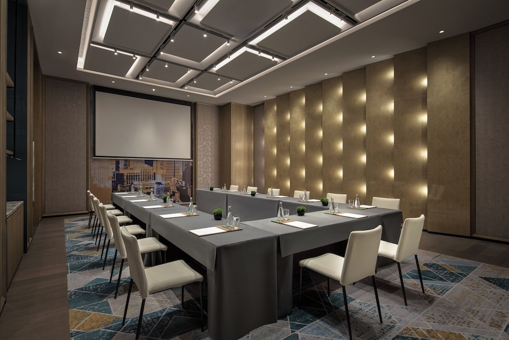 Hyatt Regency Zhuhai Gongbei 37/45