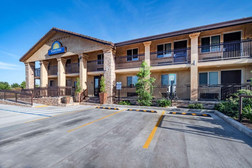 Days Inn by Wyndham Galt/Elk Grove South 3/41