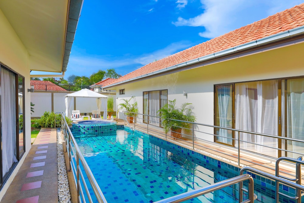 Tortuga Villas Pattaya 47/50