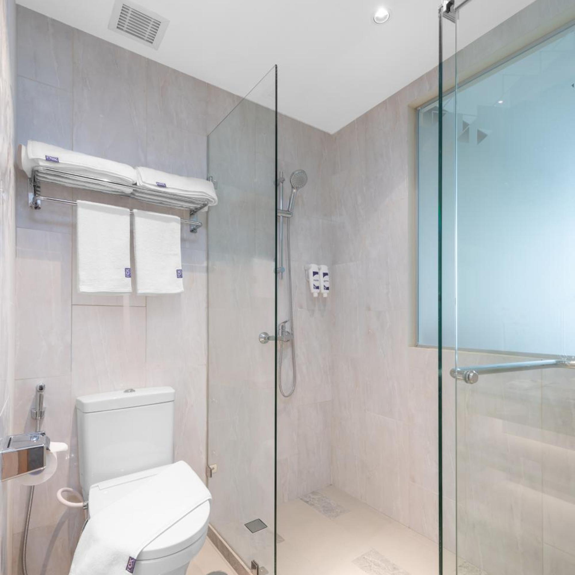 FOX LITE Hotel Majalaya 55/56