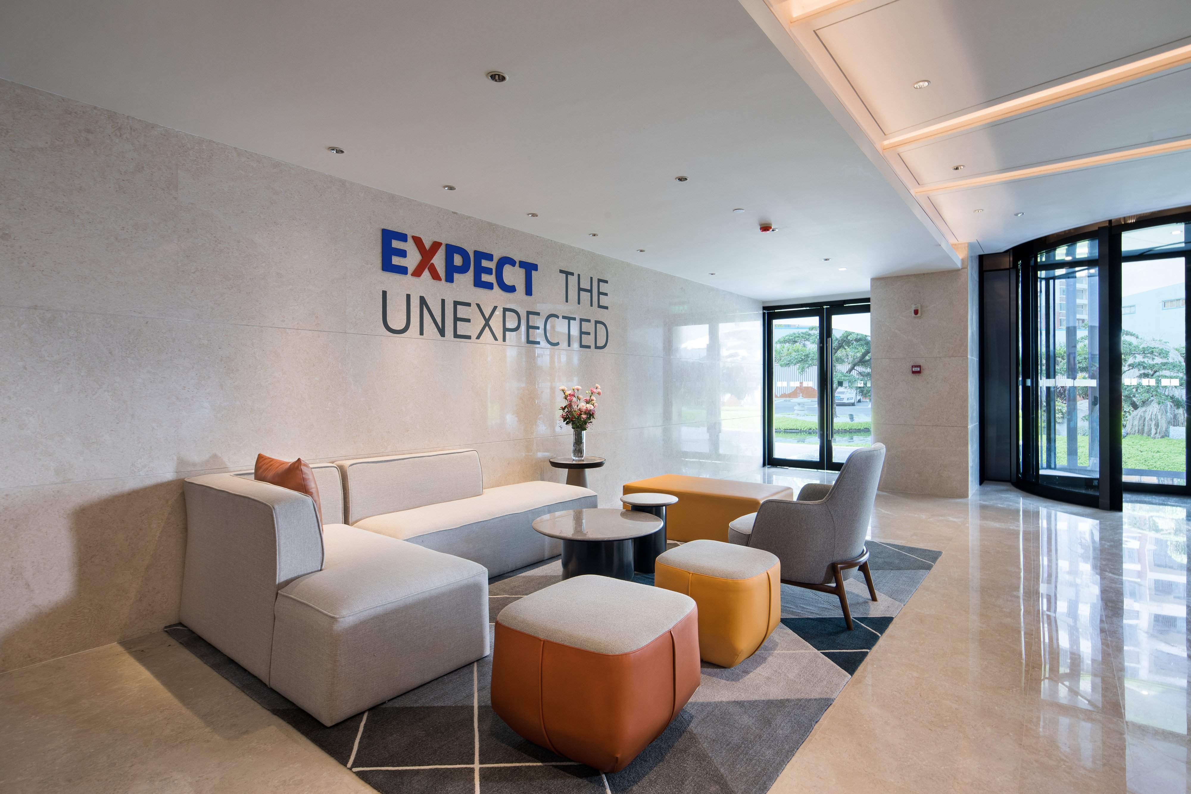 Holiday Inn Express Shenzhen Haiyuan City 28/45