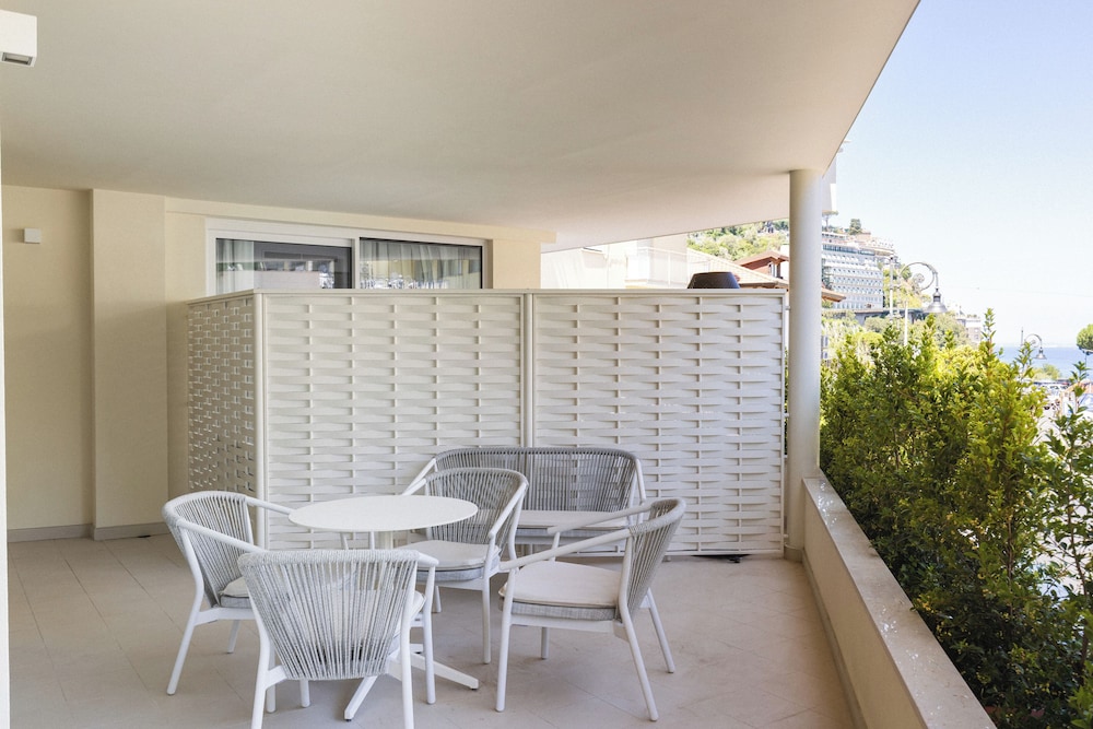 Hotel Tirrenia 23/50
