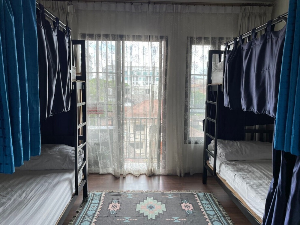 Bakeroom Hostel 10/27