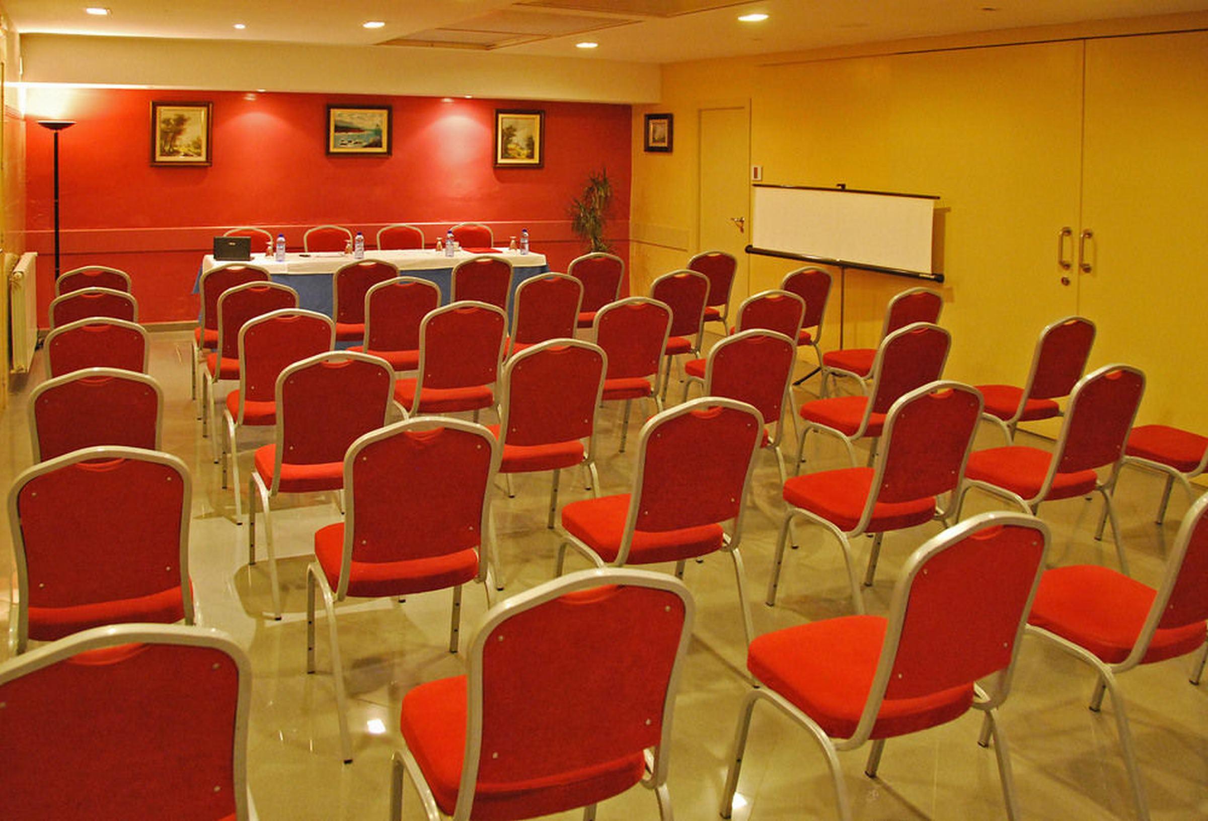 Hotel Piccadilly Sitges 17/19