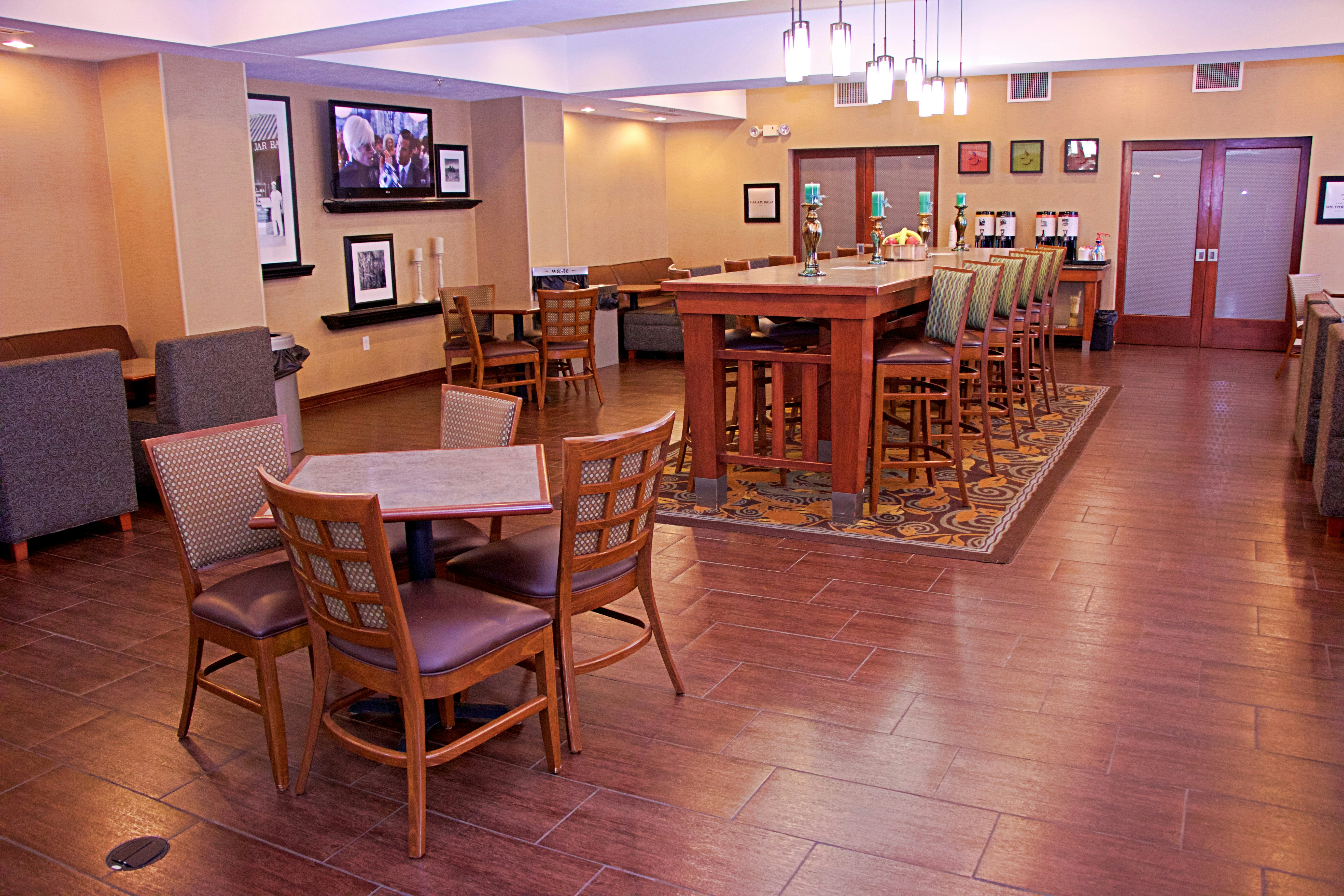 Hampton Inn Sidney NE 19/26