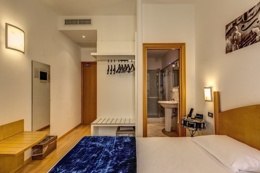 Hotel Franklin Feel The Sound 22/53