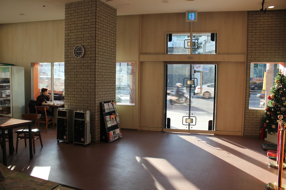 Myeongdong Merlin Hotel 41/65